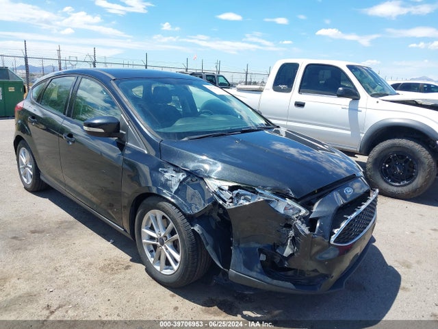 Ford FOCUS SE 2015 1FADP3K28FL382711 Image 6