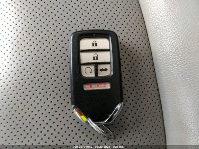 1HGCV2F9XJA052006 Honda Accord Touring 2.0t