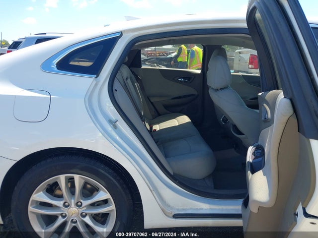 Chevrolet MALIBU LT 2018 1G1ZD5ST7JF153059 Image 8