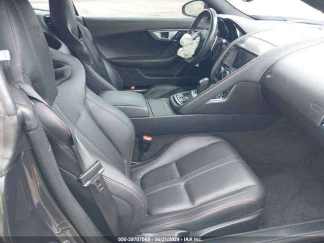 2016 JAGUAR F-TYPE SAJWJ6DL6GMK31343 Photo 4