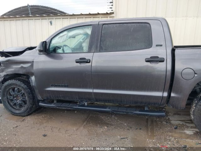 5TFEM5F10GX108496 Toyota Tundra Sr5 4.6l V8