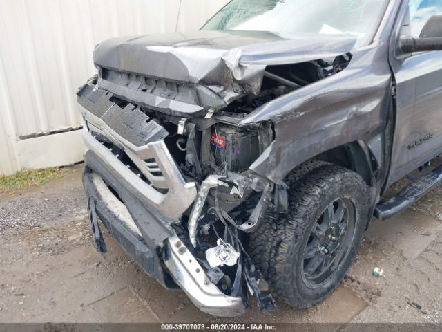 5TFEM5F10GX108496 Toyota Tundra Sr5 4.6l V8