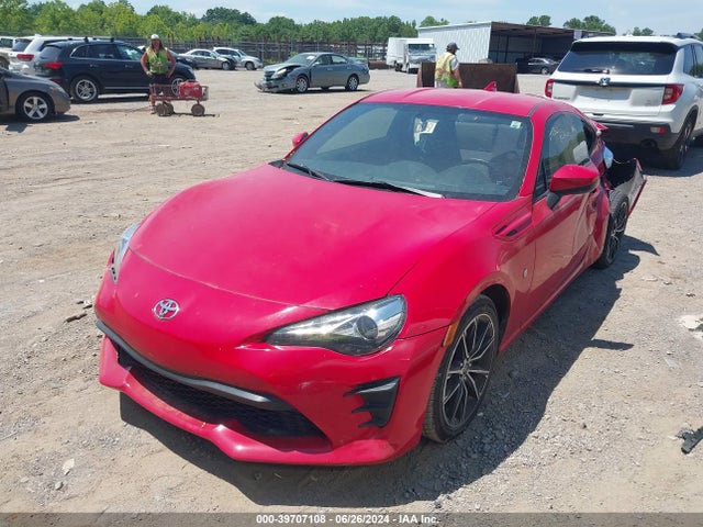 Toyota 86 2017 JF1ZNAA13H8709773 Image 2
