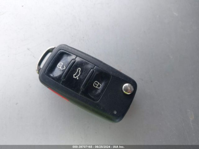 1VWAS7A33FC080866 Volkswagen Passat 1.8t Limited Edition