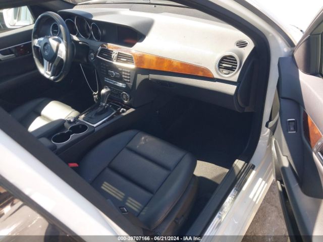 WDDGF4HB4EA941789 Mercedes-Benz C 250 Luxury/sport