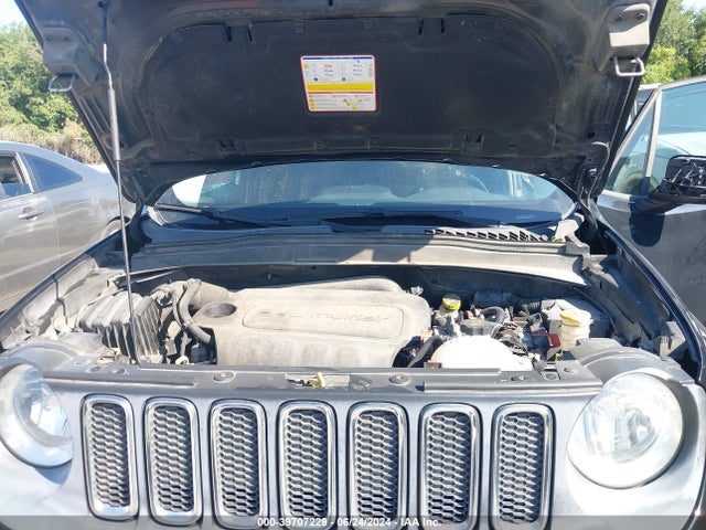 ZACCJABT7FPB36328 Jeep Renegade Latitude