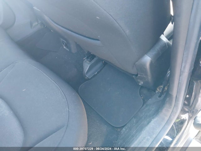 ZACCJABT7FPB36328 Jeep Renegade Latitude