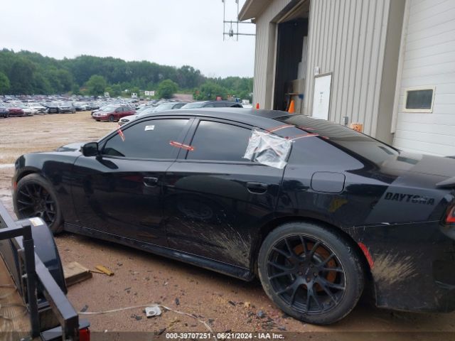 2C3CDXGJ6HH525262 Dodge Charger Daytona 392 Rwd