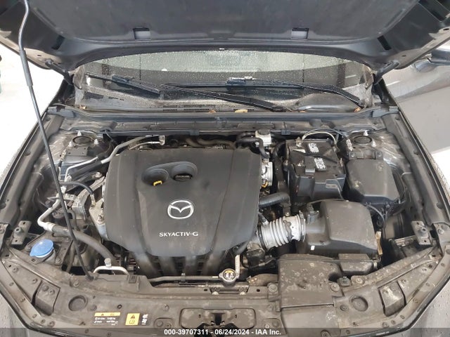 JM1BPAMM4K1138676 Mazda Mazda3 Preferred Package