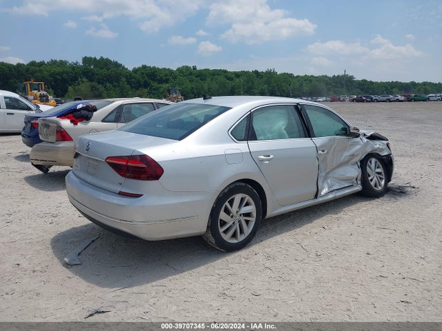 1VWBA7A37JC026065 Volkswagen Passat 2.0t Se
