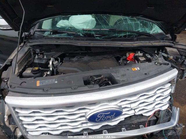 Ford Explorer Platinum 2017 1FM5K8HT5HGE41862 Image 10
