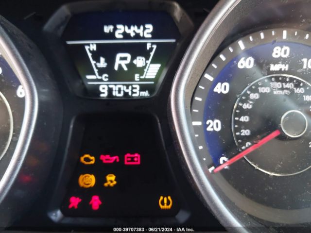 5NPDH4AE4FH631714 Hyundai ELANTRA SE