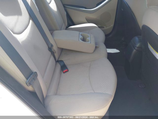 5NPDH4AE4FH631714 Hyundai ELANTRA SE