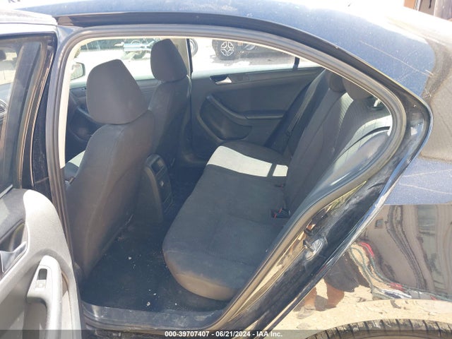 3VW2K7AJ7FM350537 Volkswagen Jetta 2.0l S