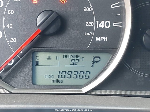 Toyota RAV4 LE 2015 2T3BFREV1FW371270 Image 16