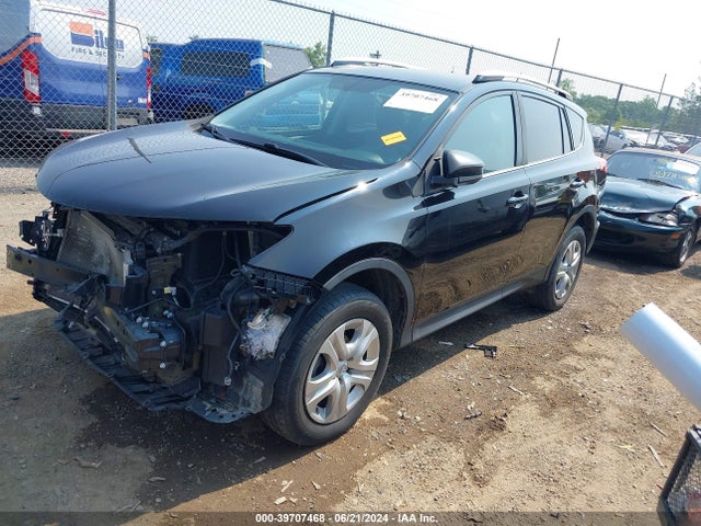 Toyota RAV4 LE 2015 2T3BFREV1FW371270 Image 2