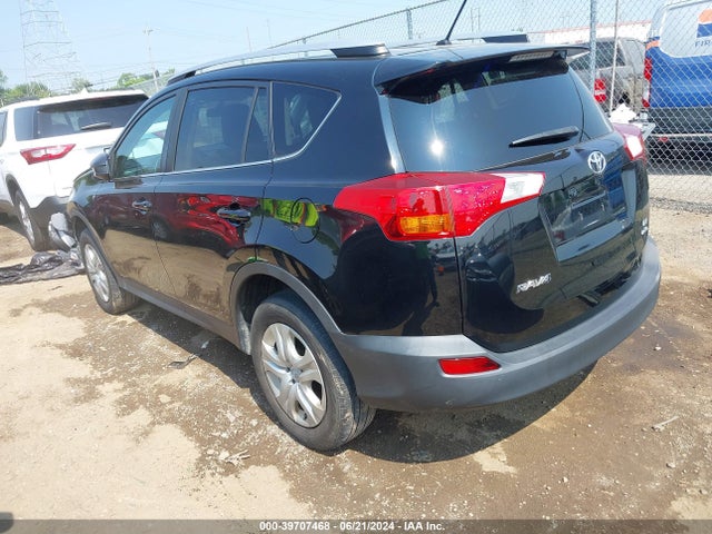 Toyota RAV4 LE 2015 2T3BFREV1FW371270 Image 3
