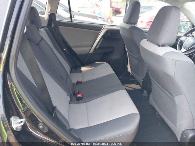 Toyota RAV4 LE 2015 2T3BFREV1FW371270 Image 8