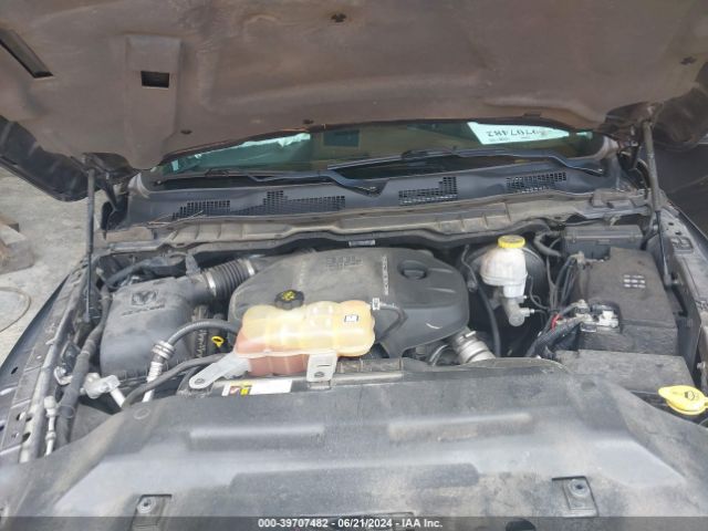 1C6RR7VM1JS293728 RAM 1500 Laramie  4x4 6'4 Box