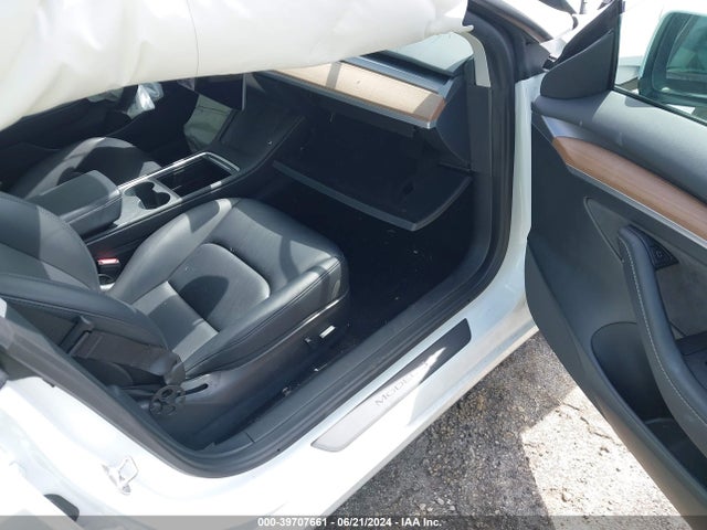 2023 TESLA MODEL 3 5YJ3E1EA1PF543262 Photo 4