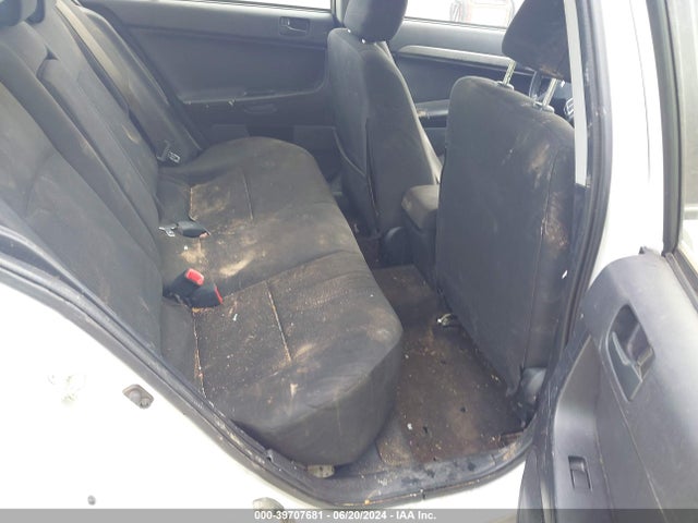 JA32U2FU8FU013940 Mitsubishi LANCER ES