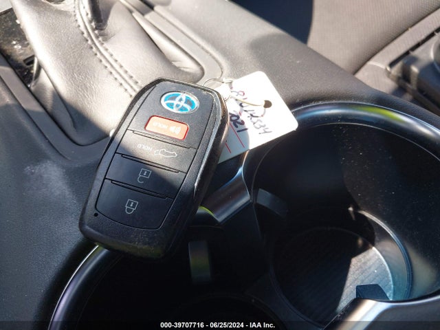 Toyota Venza Limited 2021 JTEAAAAH6MJ036010 Image 11