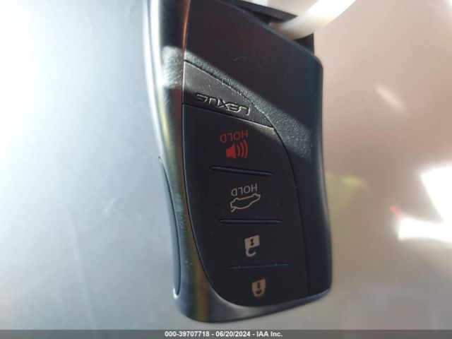 58ADA1C14NU017591 Lexus ES 300H