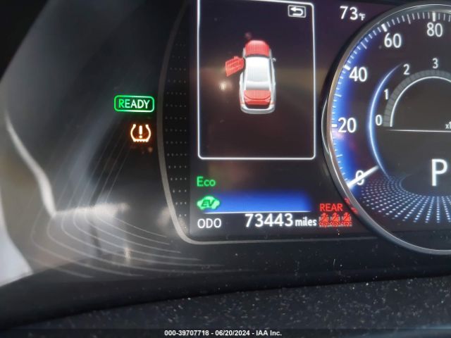58ADA1C14NU017591 Lexus ES 300H