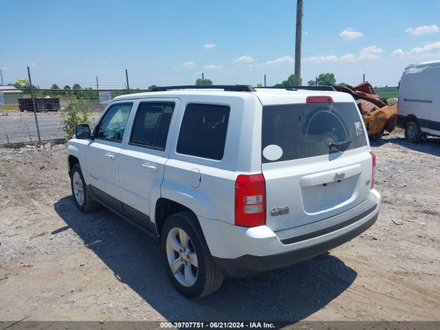 Jeep Patriot Latitude 2014 1C4NJRFB8ED816731 Image 3