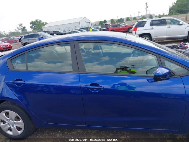KIA FORTE LX 2017 3KPFK4A7XHE017852 Image 14