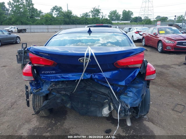 KIA FORTE LX 2017 3KPFK4A7XHE017852 Image 17