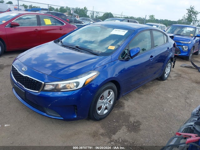 KIA FORTE LX 2017 3KPFK4A7XHE017852 Image 2