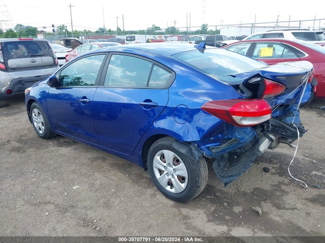 KIA FORTE LX 2017 3KPFK4A7XHE017852 Image 3