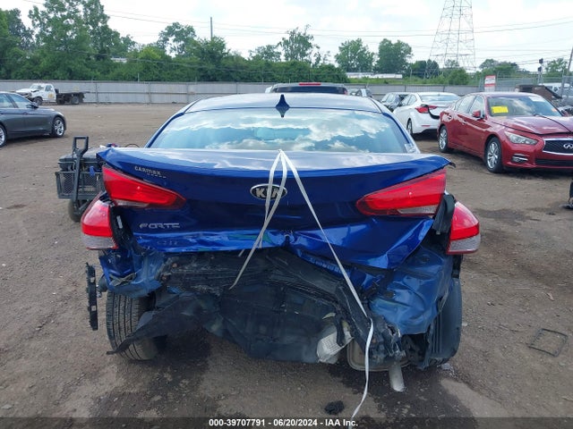 KIA FORTE LX 2017 3KPFK4A7XHE017852 Image 6