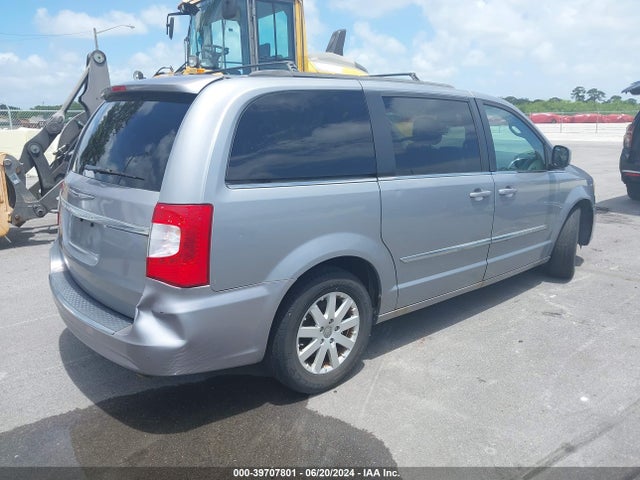 2C4RC1BG1ER324389 Chrysler Town & Country Touring