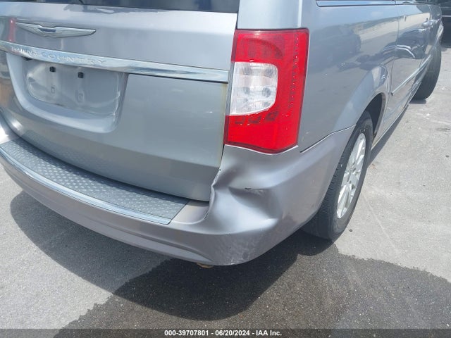 2C4RC1BG1ER324389 Chrysler Town & Country Touring