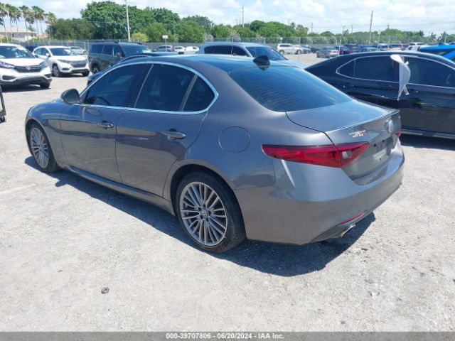 ZARFAECN6H7529473 Alfa Romeo Giulia Ti Rwd