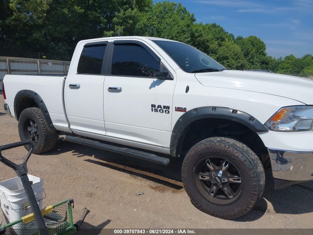 1C6RR7GT6FS518592 RAM 1500 Slt