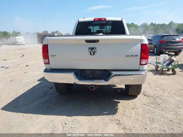1C6RR7GT6FS518592 RAM 1500 Slt