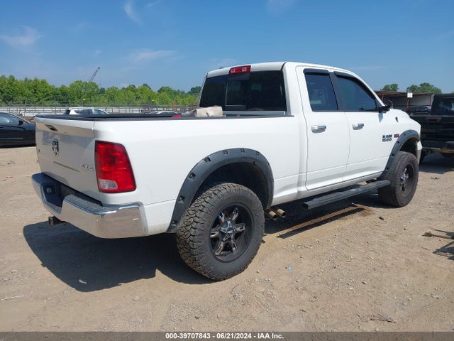 1C6RR7GT6FS518592 RAM 1500 Slt
