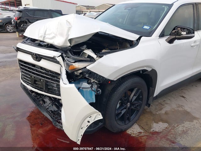 Toyota Grand Highlander Limited 2024 5TDAAAB51RS022129 Image 17