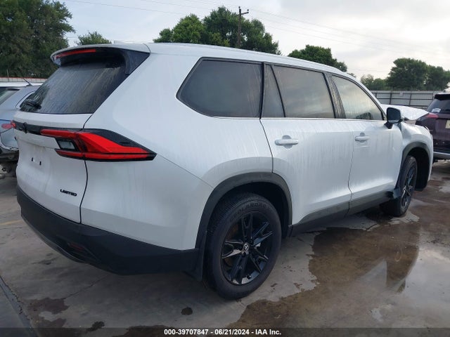 Toyota Grand Highlander Limited 2024 5TDAAAB51RS022129 Image 4
