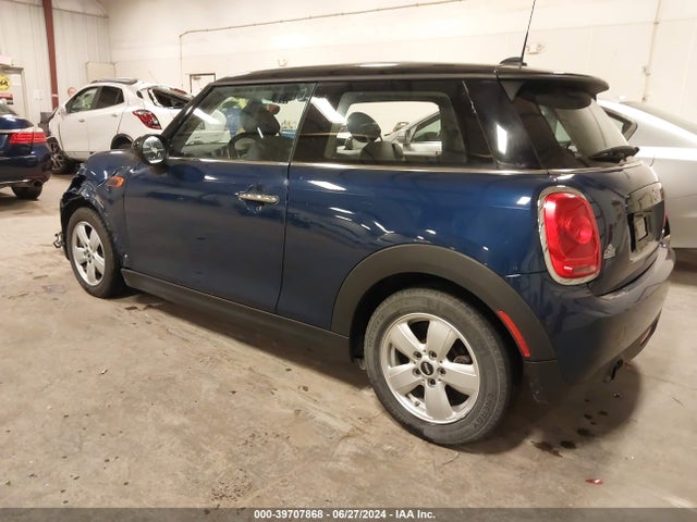 2016 MINI HARDTOP WMWXP5C51G2D14771 Photo 2