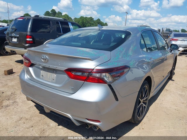 Toyota CAMRY SE 2022 4T1G11AK7NU677074 Image 4