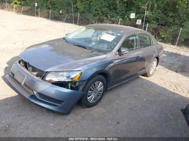 1VWAT7A36EC034590 Volkswagen Passat 1.8t S