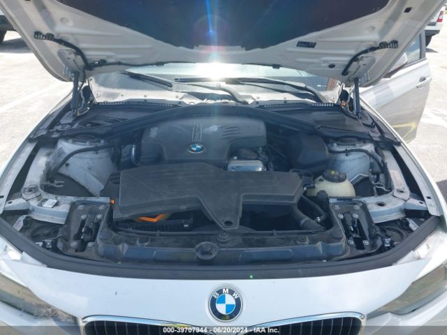 WBA8A9C50GK617406 BMW 320i