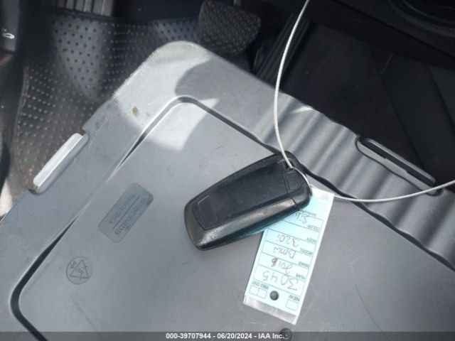 WBA8A9C50GK617406 BMW 320i