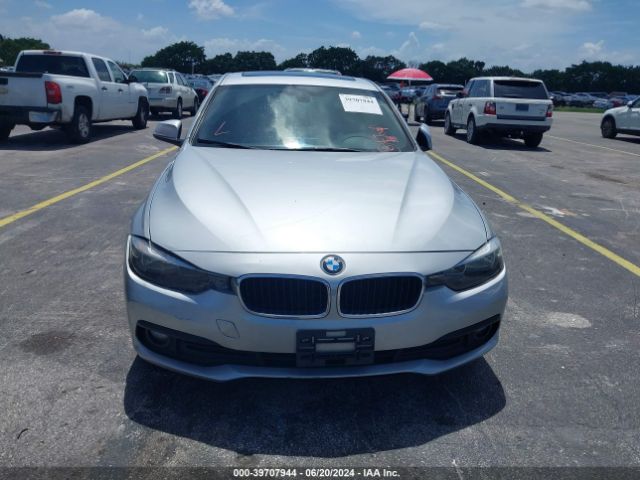 WBA8A9C50GK617406 BMW 320i