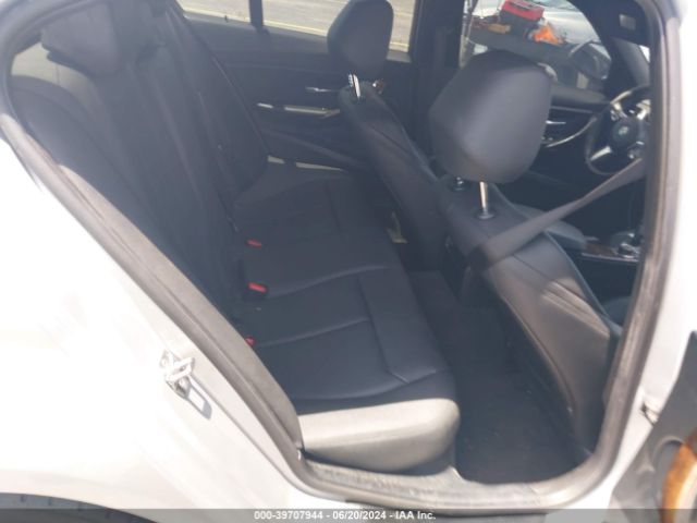 WBA8A9C50GK617406 BMW 320i