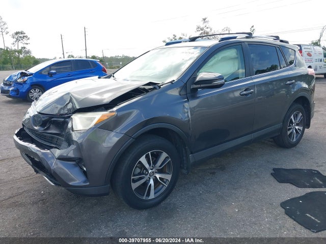 Toyota Rav4 Xle 2016 JTMWFREV7GJ084355 Image 2